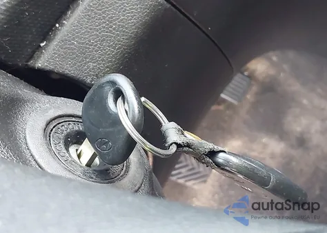 2015 Hyundai Accent Sport из США, поврежденный, VIN KMHCU5AE1FU217997